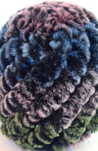 Load image into Gallery viewer, Chinchilla Rex Fur Hat (Dyed)
