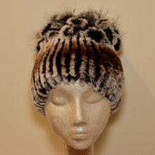 Load image into Gallery viewer, Chinchilla Rex & Fox Fur Hat