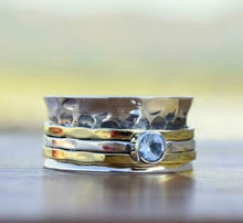Load image into Gallery viewer, Blue Topaz &amp; Hammered Sterling Silver Spinner Ring
