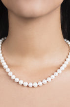 Load image into Gallery viewer, Button Pearl Necklace
