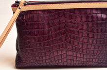 Load image into Gallery viewer, Croc Clutch Purse (Cavalcanti)
