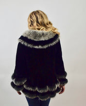 Load image into Gallery viewer, Sheared  &amp; Dyed Chinchilla Rex &amp; Fox Fur Coat/Cape

