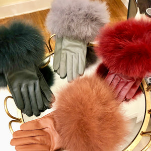 Lamb Leather Gloves with Fox Fur Cuff